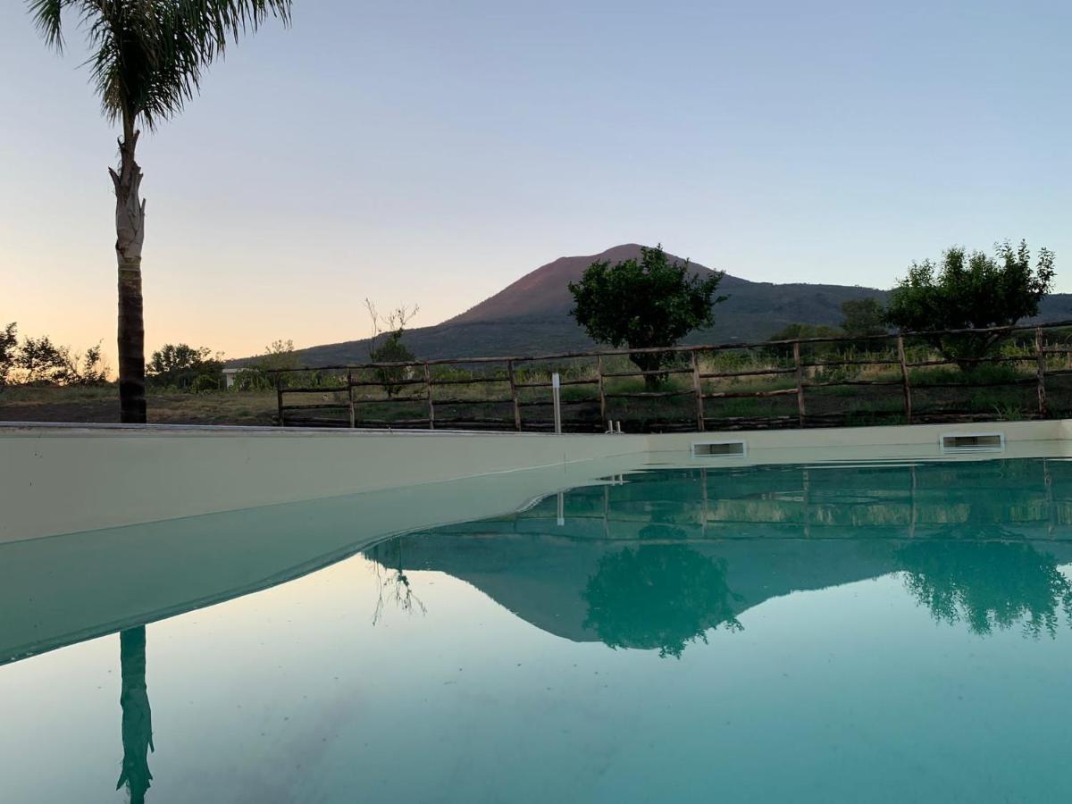 לינה וארוחת בוקר טרקאזה Vesuvio Casa De Charme מראה חיצוני תמונה