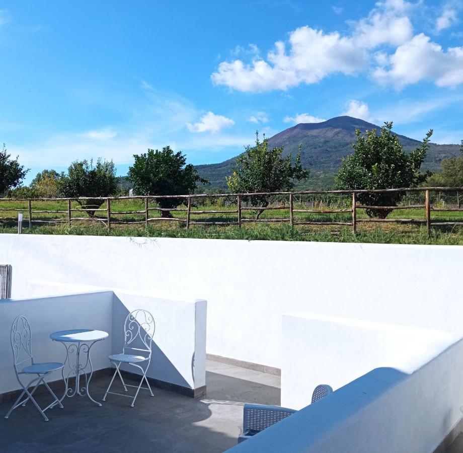 לינה וארוחת בוקר טרקאזה Vesuvio Casa De Charme מראה חיצוני תמונה
